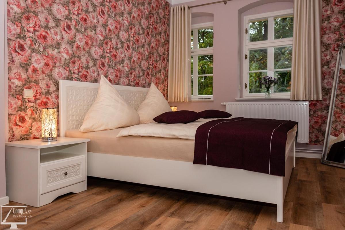 Kavalierhaus Im Rhododendronpark Kromlau Gablenz Exteriér fotografie